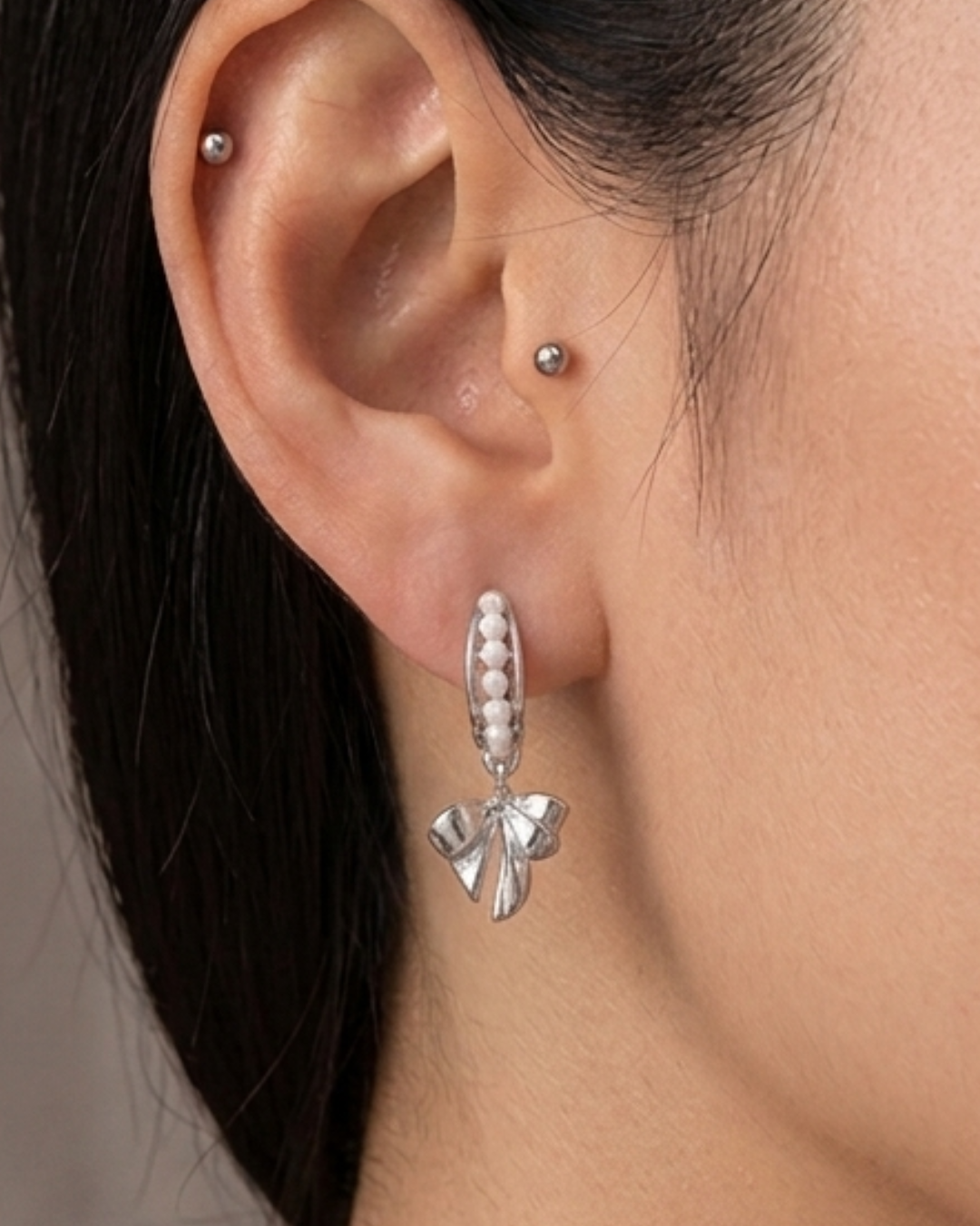 Silver Tone Pearl Hoop Earring with Bow Dangle, Drop Earring for Women, Lightweight Fashion Jewellery for Occasional Wear & Party